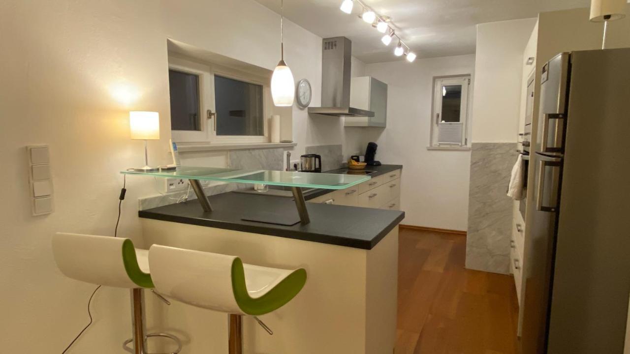 Fewo Luxus Wohnung Im Eigenen Ferienhaus, 120 Qm, Naehe Regensburg Mit Balkon, Terrasse & Garten, Gute Zuganbindung Laber Extérieur photo
